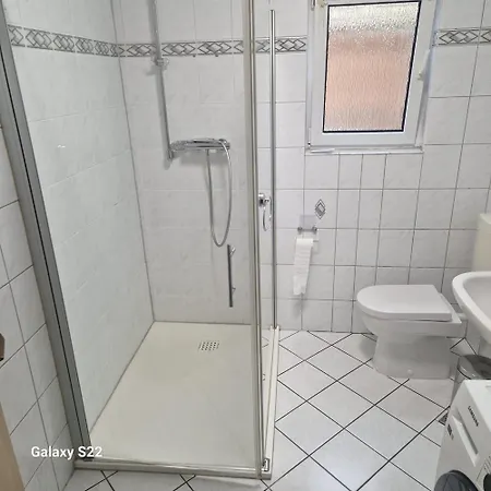 Iam 2 Badezimmer 3 2 Etagen 6 Betten 100 Qm *