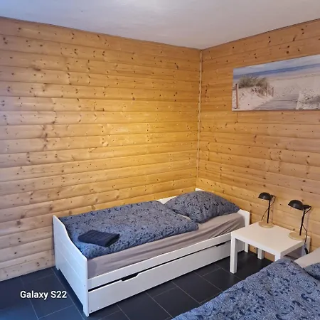 Iam 2 Badezimmer 3 2 Etagen 6 Betten 100 Qm